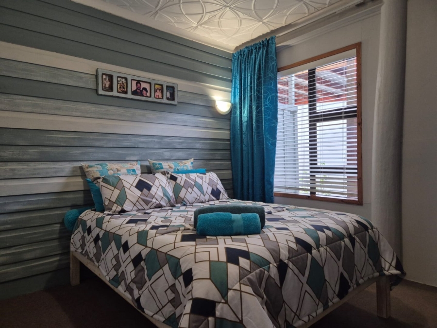 4 Bedroom Property for Sale in Stilbaai Wes Western Cape